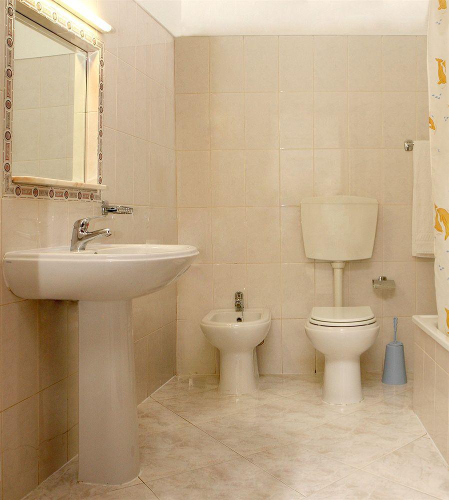 קווארטיירה Kings Apartments מראה חיצוני תמונה