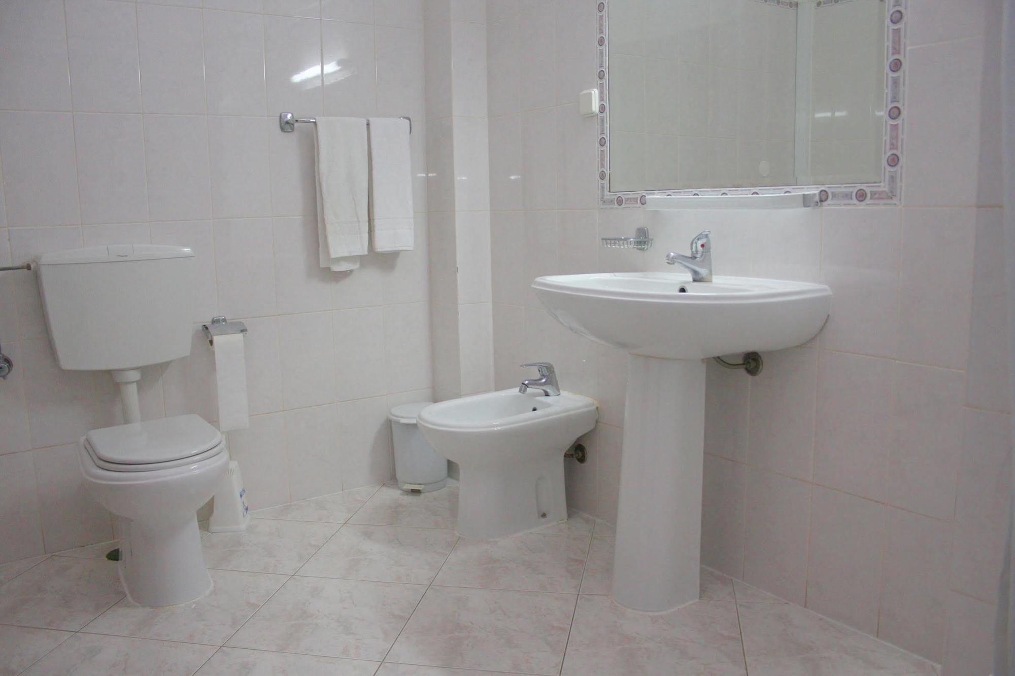 קווארטיירה Kings Apartments מראה חיצוני תמונה